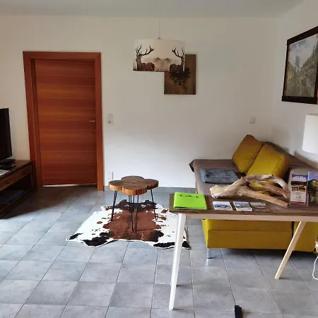 Arztal Apartment Ellbogen