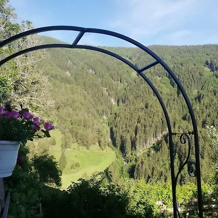 Arztal Apartment Ellbogen