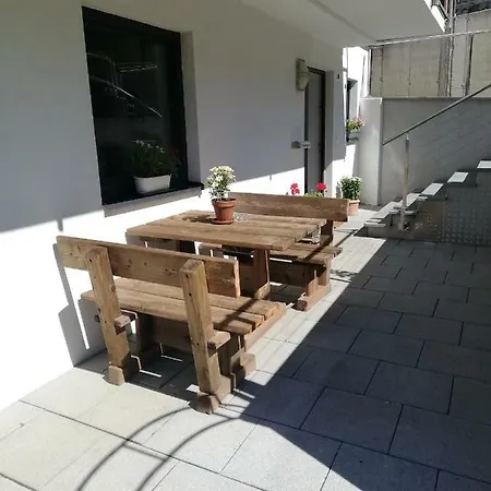 Arztal Apartment Ellbogen